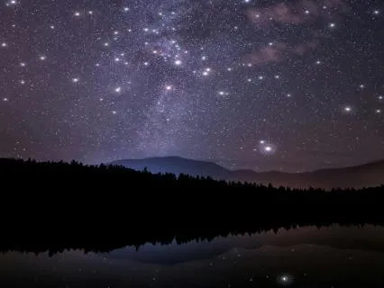 All-Night Sleep Soundscape – Gentle Water Sounds (12 Hours)