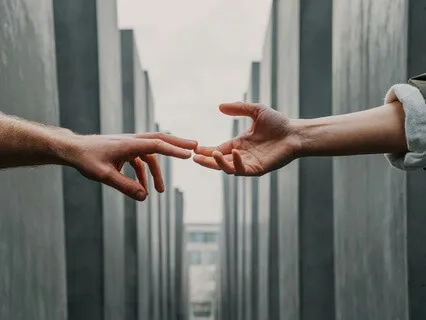 Alone Vs. Lonely. How To Stay Connected