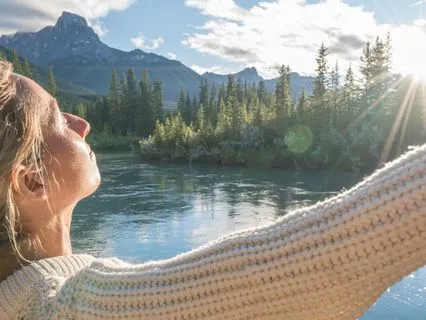 Alpha Calm Mind: Relaxing Binaural Beats for Mental Clarity