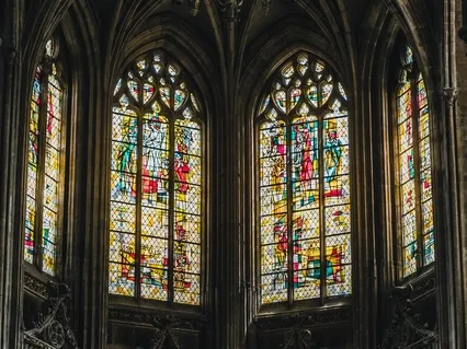 An Hour Of Rain In A Church (Rain, Thunder And Choral Music)