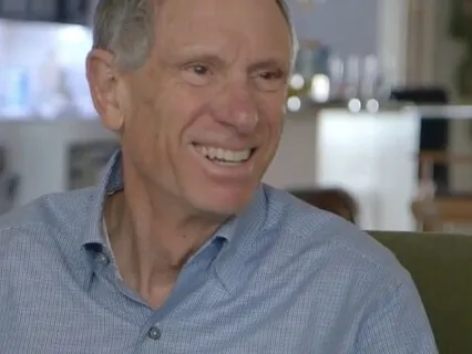 安静与关联性的—正念冥想