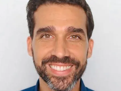 Analytical Men: This Is Why You Feel Emotionally Numb