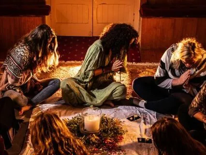 Ancestral Womb Healing Meditation: Maternal Bloodline