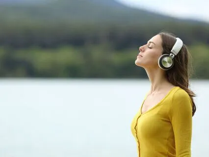 Ancient Waters: Flute And Nature Meditation In 741 Hz