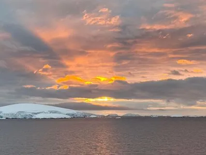 Antarctica Peace Mediation