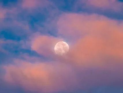 April Pink Full Moon Meditation