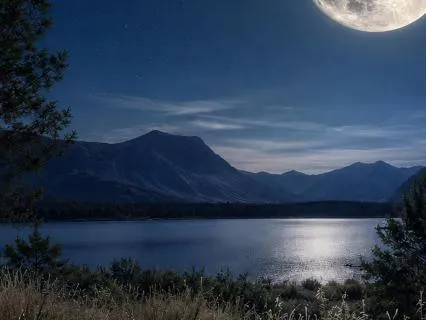 Aquarius Full Moon Meditation: Release & Let Go