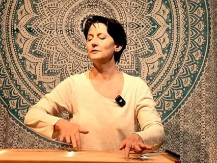 Arrive And Hum – 5 Minute Nervous System Reset