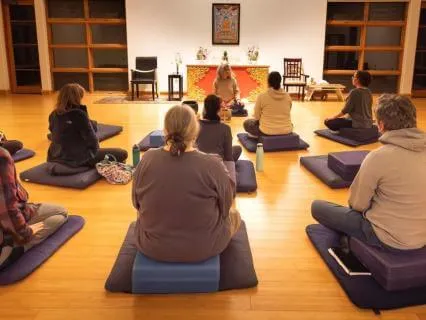 Arriving, Settling, And Landing: A Gentle Breath Meditation