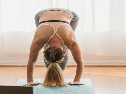 Asana Meditation: Charging Your Vitality With Padahastasana