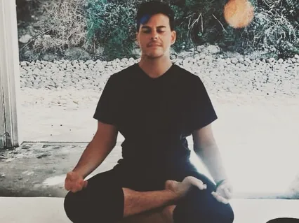 Ascending Into The New Age: Healing & Manifesting 