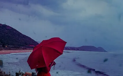 ASMR Soundscape: Rainy Beach Afternoon