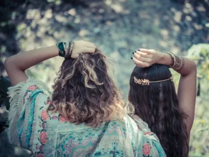 Attract Like-Minded People: New Friends, Clients & Community