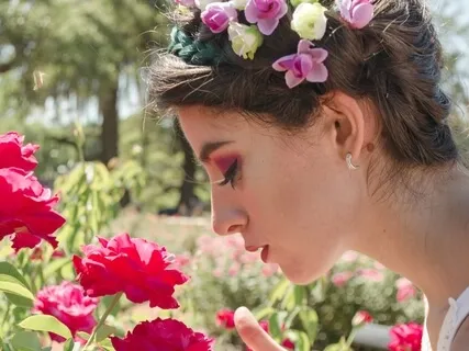 Aura Awareness: It's Time To Love Yourself!