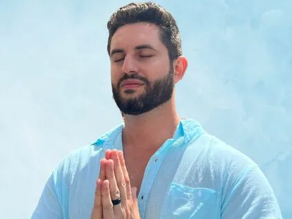 Aura Cleanse (528 Hz)