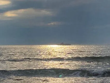 Aura Healing:   Golden Light Transmission