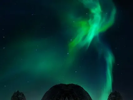 Aurora Dream: Peaceful Binaural Sleep Soundscape