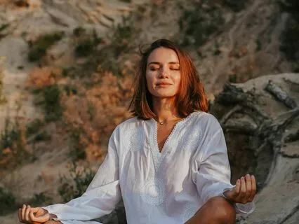 Authentic Power & Stability | Pranayama | 30 Min