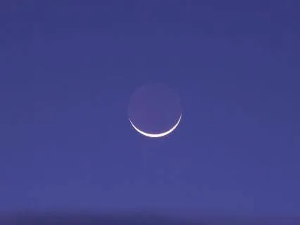 Authoring Hope: New Moon Journalling