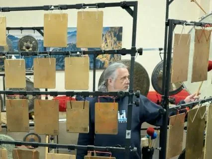 Awakened Stillness – Meditative Gong & Flat Bells (Bilas)