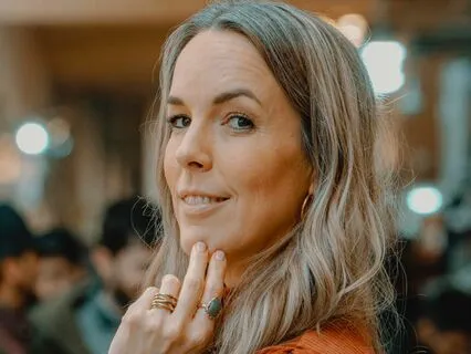 Awareness Practice - Out Of The Head And Into The Body