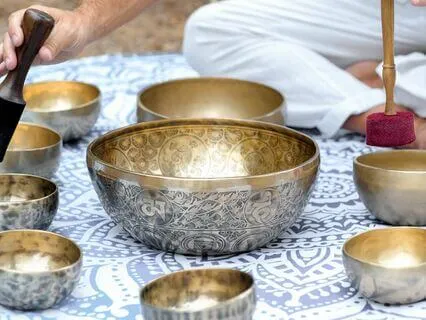 Balance 7 Chakras Singing Bowl Sound Bath