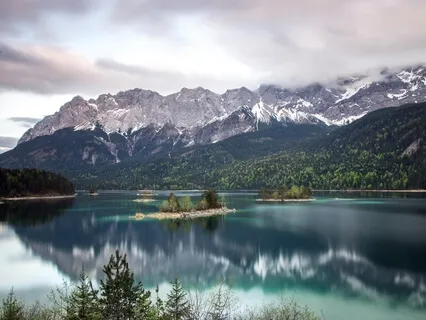 Balance In The 8 Worldly Winds Of Equanimity