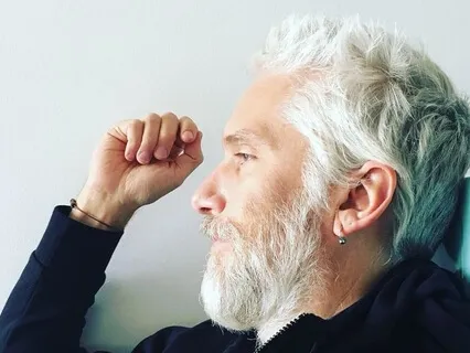 Bära Vittnesmål i Auschwitz-Birkenau - Dharmatal