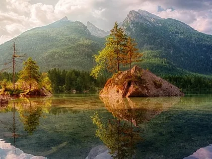 Be Here Now: Practice For Releasing The Past