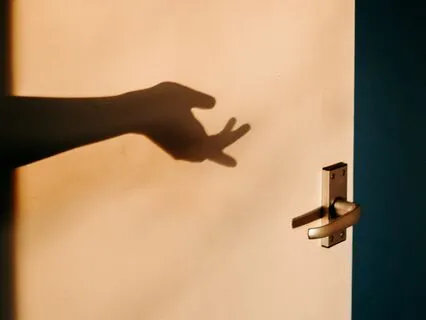 Beams Of Light Contemplative Drone Meditation Music