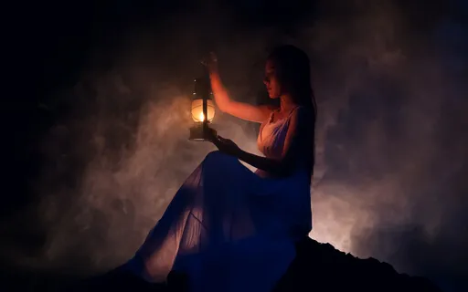 Bedtime Story: The Queen Of Lantern Land