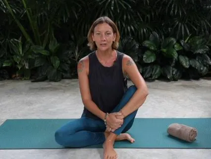Bedtime Yin Yoga & Yoga Nidra For Restful Sleep