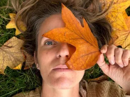 Beneath The Noise—Meditation For Presence & Inner Stillness