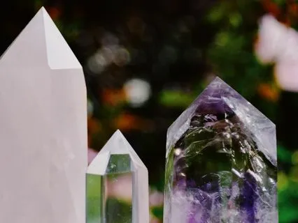 Benefits Of Crystals & How To Use Them