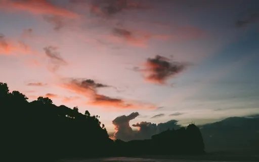 Between Twilight & Dusk