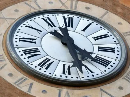 Beyond Time: Meeting In The Placeless Place Of Now