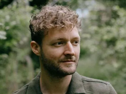 Bhramari Pranayama – Humming Bee Breath For Calm & Grounding