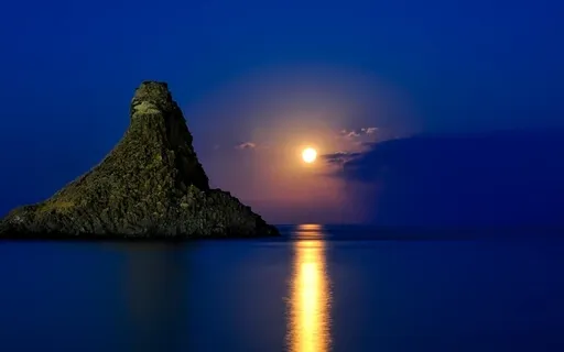 Binaural Dreams - 2.0Hz Binaural Beats For Deep Sleep