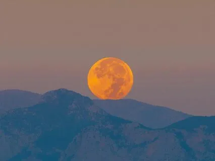 Binaural Sound Bath For Deep Sleep