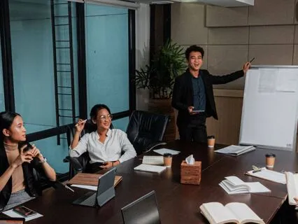 Bite-Sized Practice: The Space Between Meetings