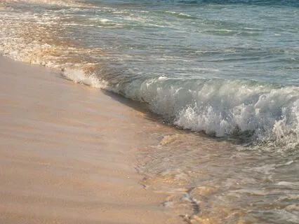 Blood Moon In Pisces - Letting Go, Opening In