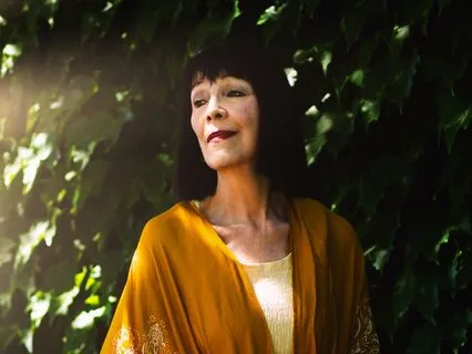 Blossoms In The Breeze