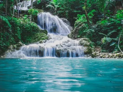 Blue Water Therapy: Relax And Heal