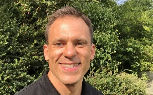 Body-Based Loving-Kindness Practice With Wise Reflections