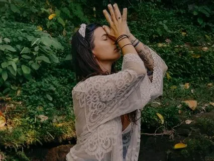 Body Image Meditation: Making Peace With Your Body