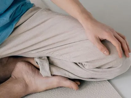 Body Scan Meditation - 5 Minutes For Calm & Peace