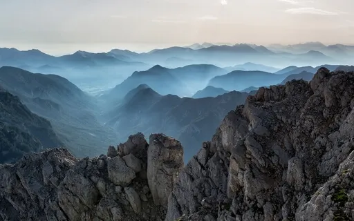 Body Scan Meditation, Moderate Guidance - 12 Minutes 