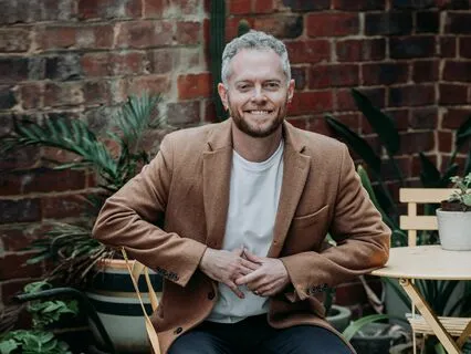 Grounding Body Practice – Feel The Body, Find The Moment