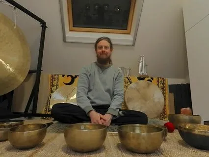 Bodyscan Meditation For Anxiety Relief (Rain, Singing Bowls)