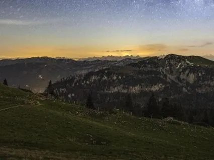 Brain Won't Slow Down? 3 Hours To Dissolve Into The Stars